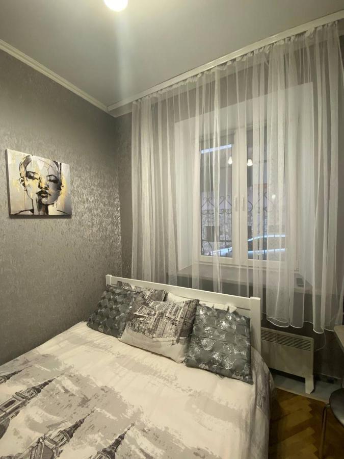 Апартаменти На Вул. Підмурній Lviv Bagian luar foto
